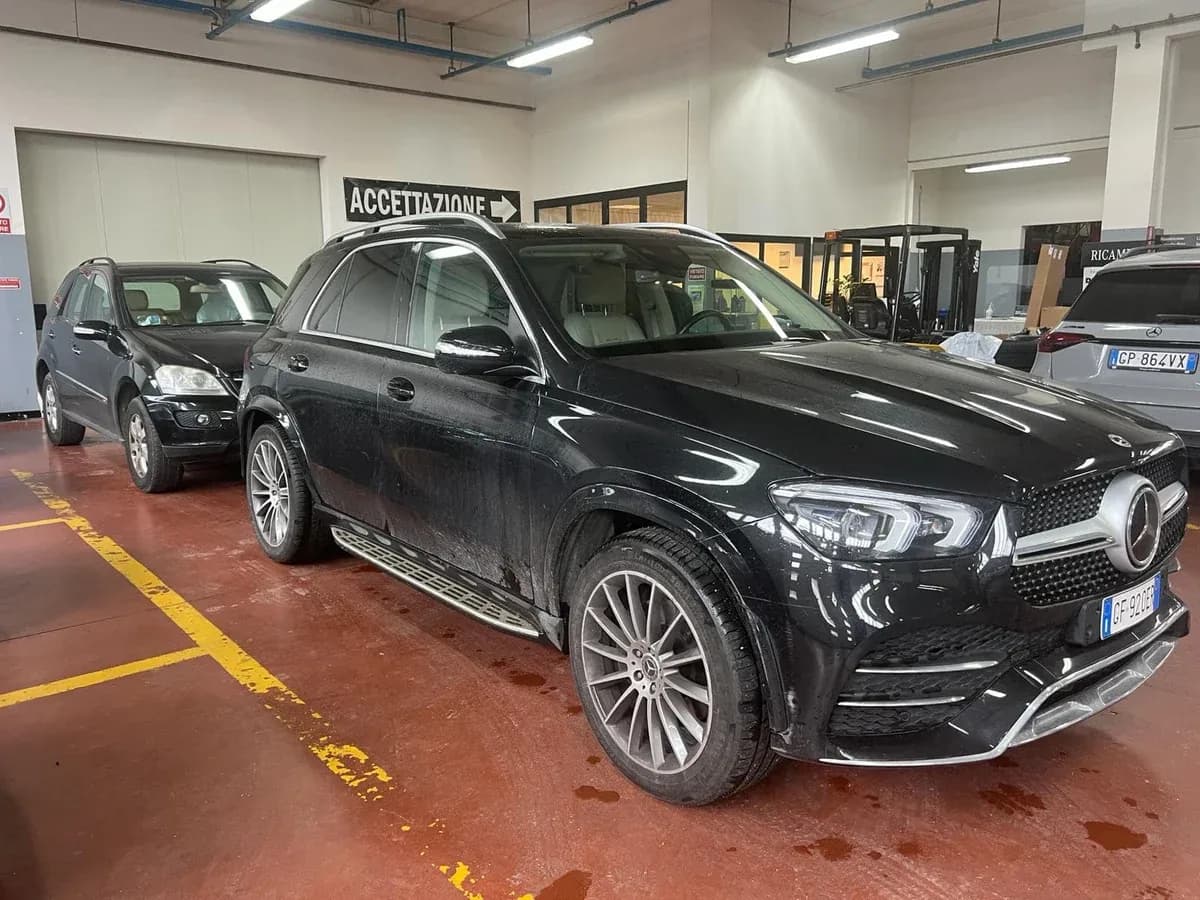 Mercedes-Benz при подготовка преди предаване